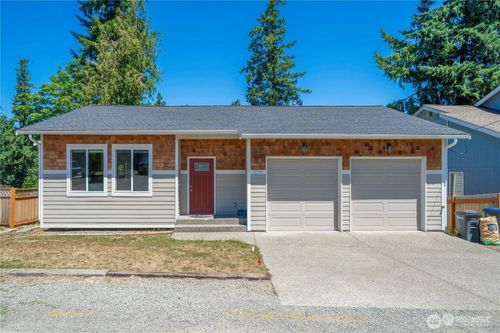 26568 221st Pl Se, Maple Valley, WA, 98038-7435 | Card Image