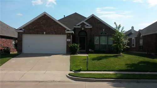 11421 Aspen Creek Dr, Fort Worth, TX, 76244-7767 | Card Image