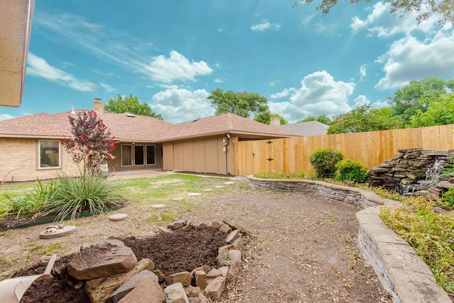View of yard featuring a patio | Image 28