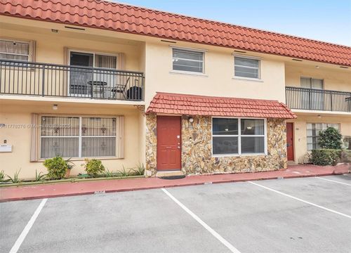 29-6668 Sw 41st Pl, Davie, FL, 33314-3320 | Card Image