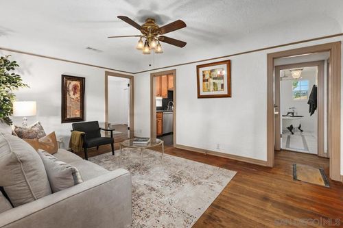 2707 Sweetwater Rd, Spring Valley, CA, 91977-2528 | Card Image