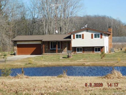 3816 Five Lakes Rd, North Branch, MI, 48461-8407 | Card Image