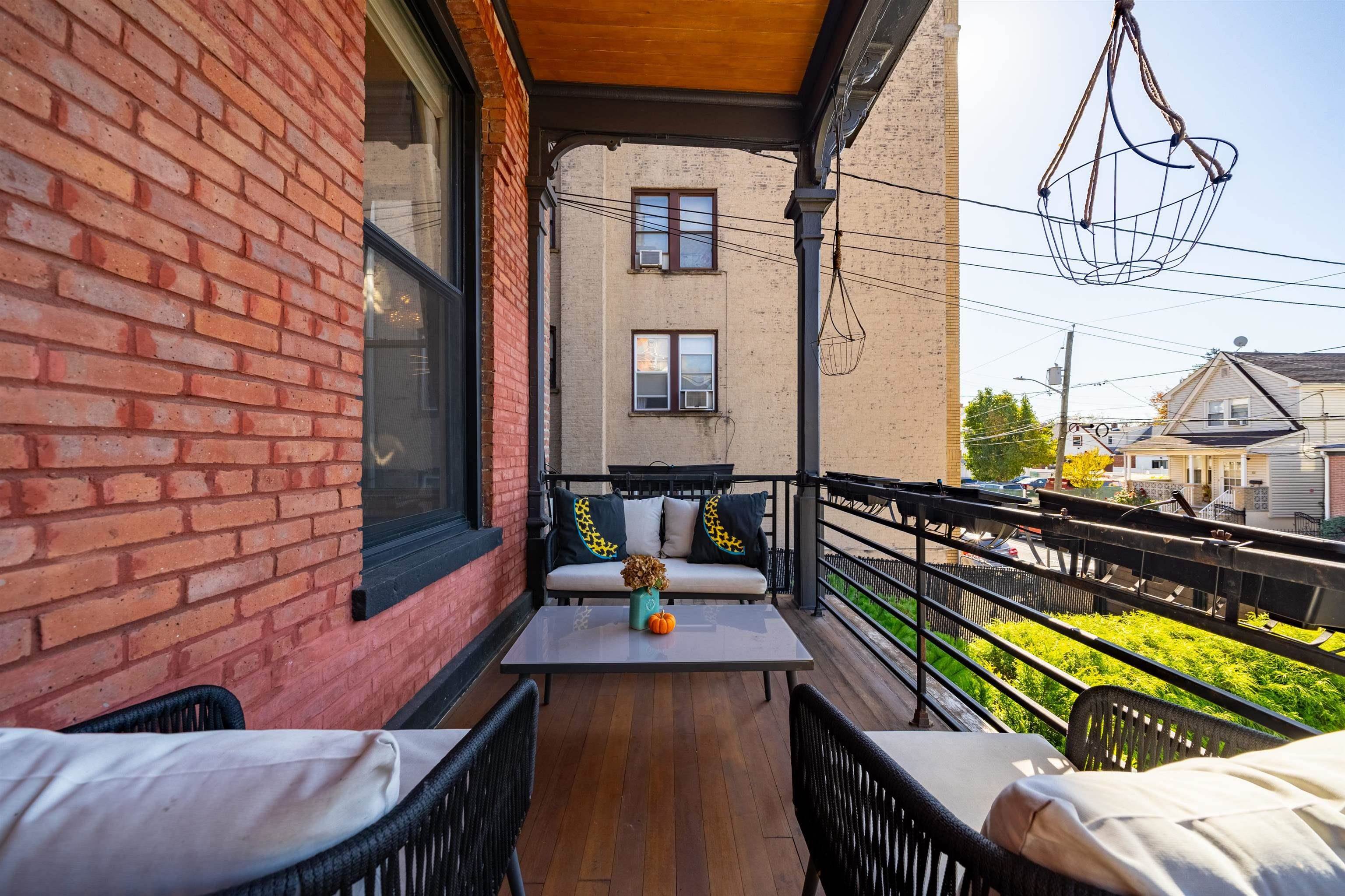 Residential Lease in JC, Greenville 4