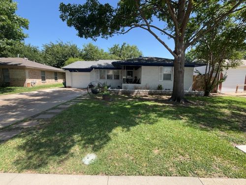 2208 Piedmont St, Irving, TX, 75061-6956 | Card Image