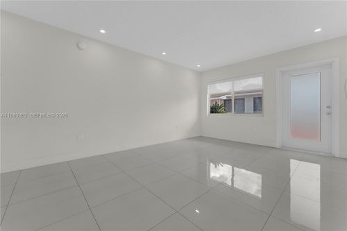 5271-5271 Nw 5th St, Miami, FL, 33126-5033 | Card Image