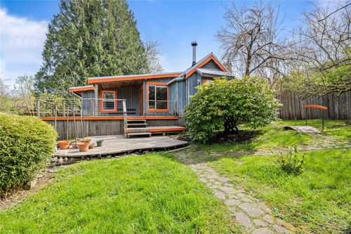 2151 Fulford-Ganges Rd, Salt Spring, BC, V8K1Z7 | Card Image