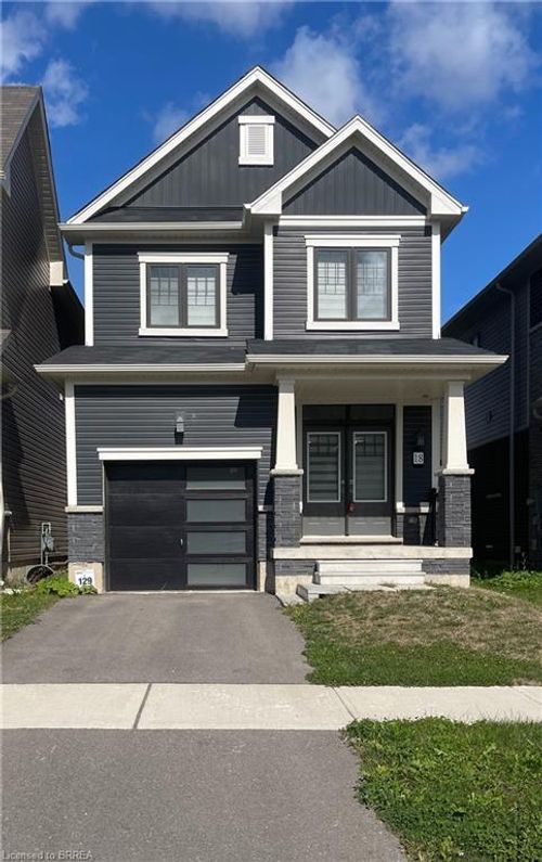 18 Mclaren Ave, Brantford, ON, N3T0T3 | Card Image