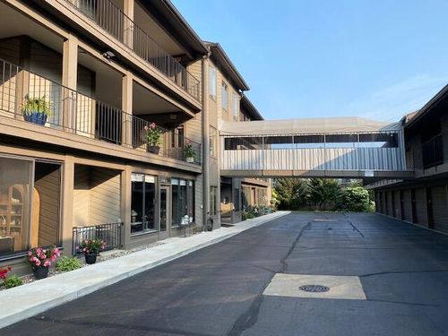 2-3 Hiawatha Cove Trl, Battle Creek, MI, 49015-3591 | Card Image