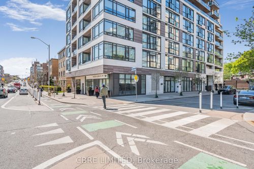 1988 Bloor St W, Toronto, ON, M6P3L1 | Card Image