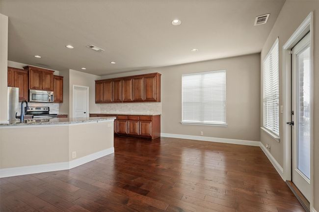 1305 Greenrock Ct, House other with 4 bedrooms, 3 bathrooms and null parking in Midlothian TX | Image 13