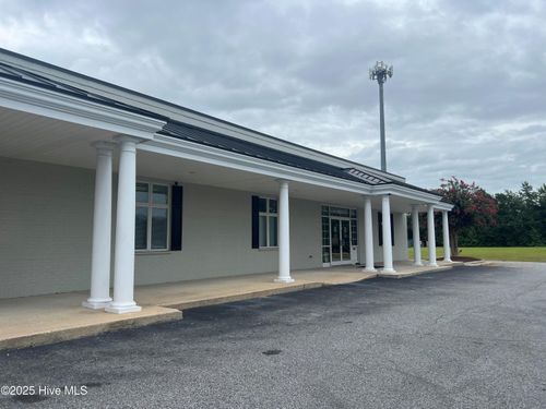 f-2025 Eastgate Dr, Greenville, NC, 27858-4154 | Card Image