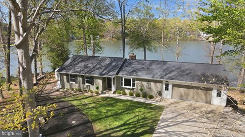 5 Jason Cir, RUTHER GLEN, VA, 22546-1200 | Card Image