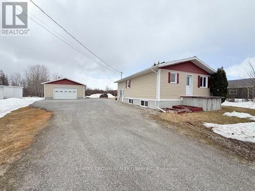 233 Brunetville Road, Kapuskasing, ON, P5N2H2 | Card Image