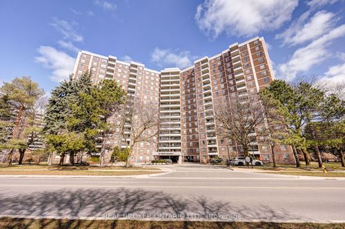 512-5 Shady Golfway, North York, ON, M3C3A5 | Card Image
