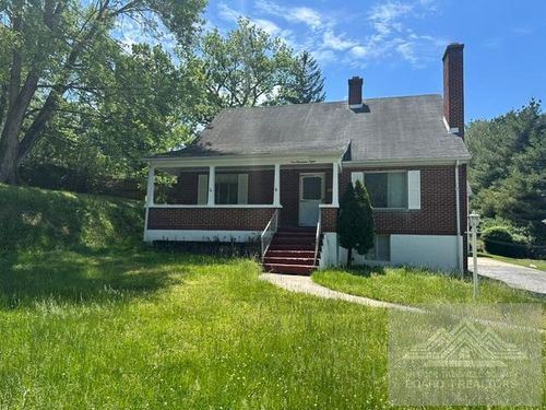 2008 Hemlock Dr, Bluefield, WV, 24701 | Card Image