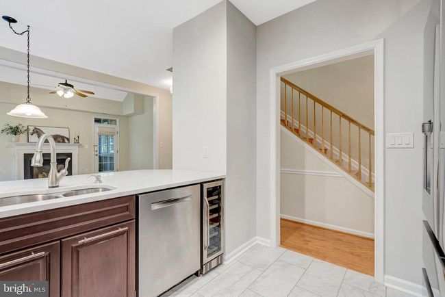 13717 Currant Loop, Townhouse with 3 bedrooms, 3 bathrooms and null parking in GAINESVILLE VA | Image 15