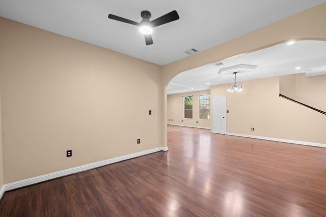 2713 Druid St, House other with 3 bedrooms, 3 bathrooms and 2 parking in Houston TX | Image 8