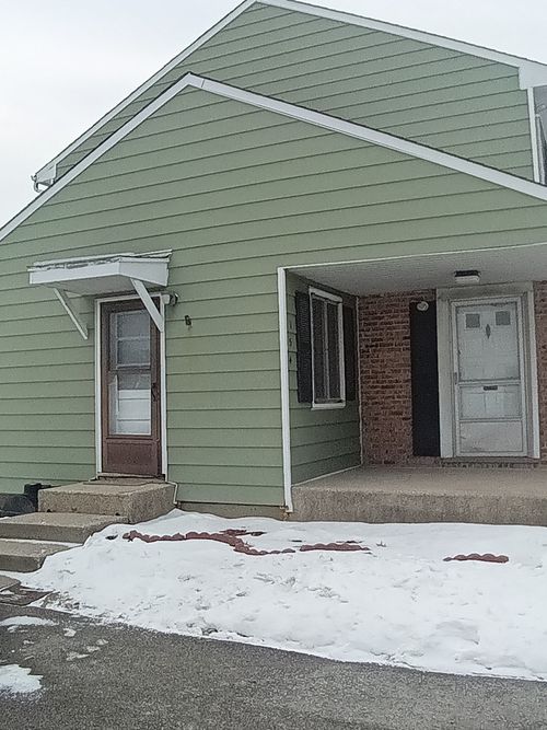 154-154 Hemlock St, Park Forest, IL, 60466-2118 | Card Image