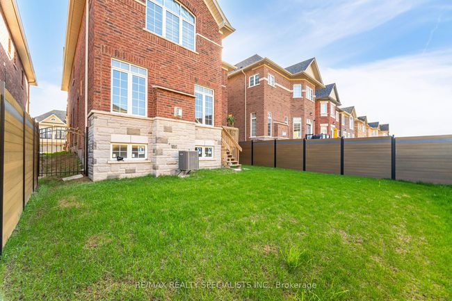 32 Branigan Cres, House other with 4 bedrooms, 3 bathrooms and 2 parking in Georgetown ON | Image 38