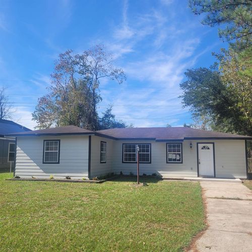 3325 Lincoln Dr, Orange, TX, 77630-2355 | Card Image