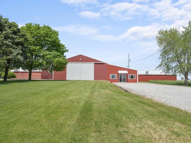 964 E 1100 North Rd, Home with 4 bedrooms, 1 bathrooms and 8 parking in Bement IL | Image 34