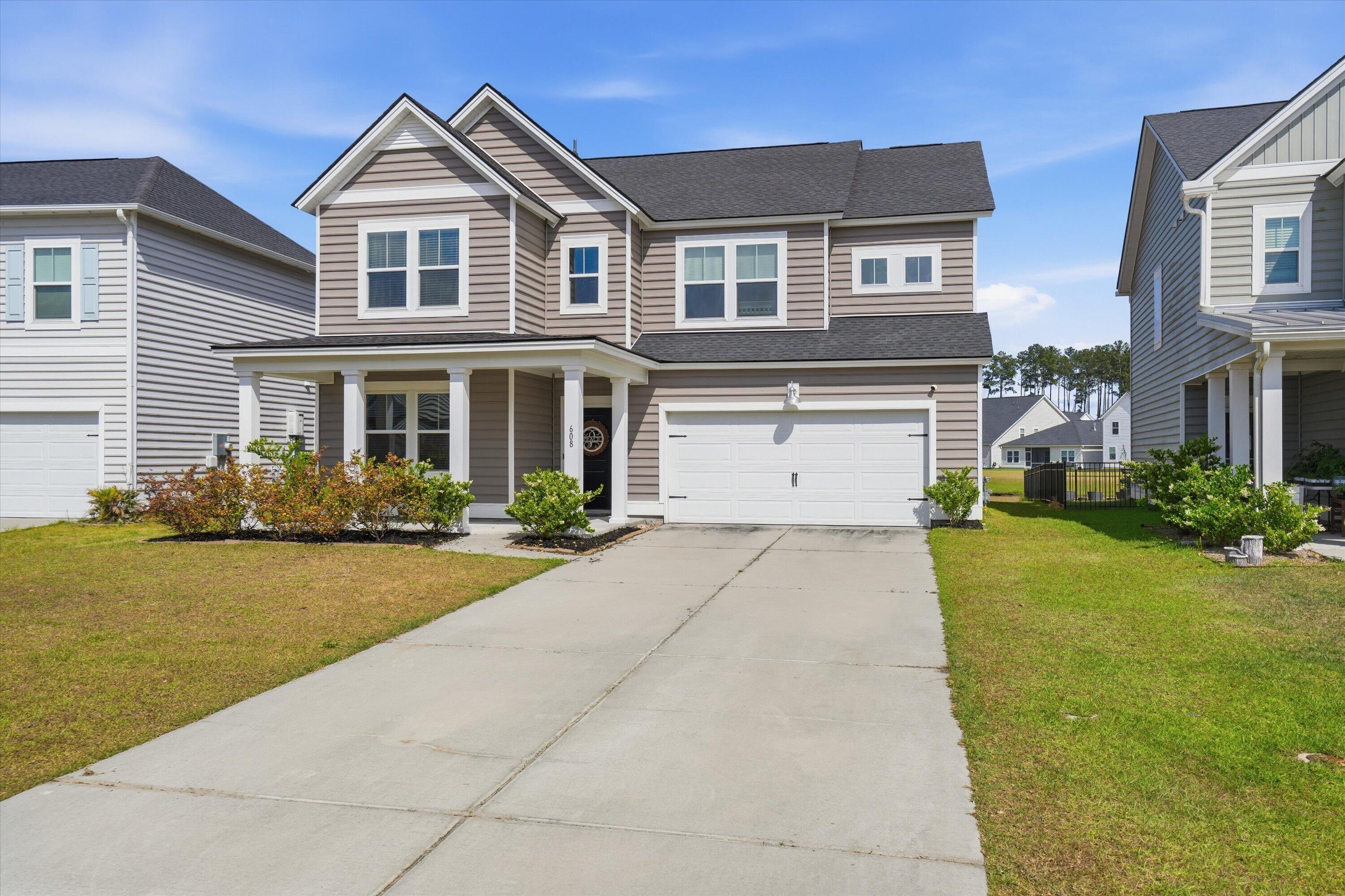 Residential in Summerville 3