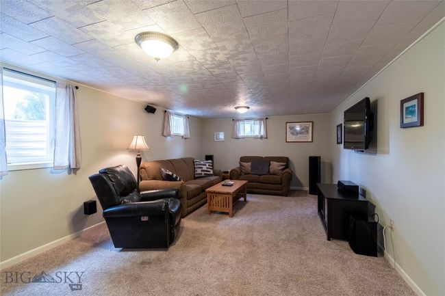 201 W 8 Th Ave, House other with 4 bedrooms, 2 bathrooms and null parking in Big Timber MT | Image 37