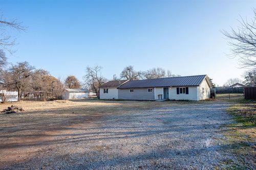 520 S Friendly Rd, Midwest City, OK, 73130-5815 | Card Image