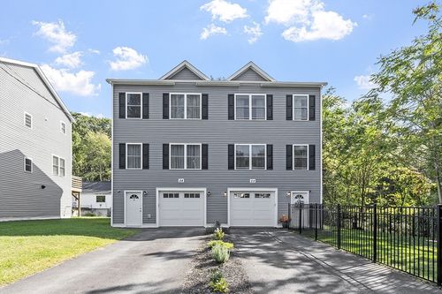 22 Apthorp St., Worcester, MA, 01606 | Card Image