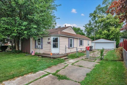 20833 Woodward Drive, Clinton Charter Township, MI, 48035 | Card Image