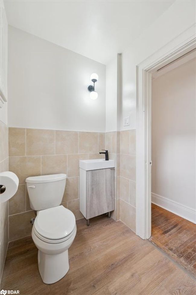 289 Houghton Ave S, House other with 3 bedrooms, 3 bathrooms and 5 parking in Hamilton ON | Image 22