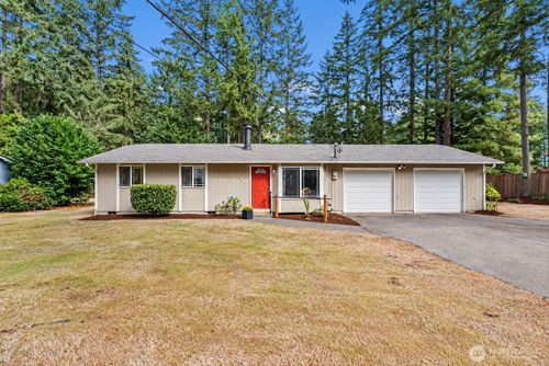 3821 Firdrona Dr Nw, Gig Harbor, WA, 98332-7869 | Card Image