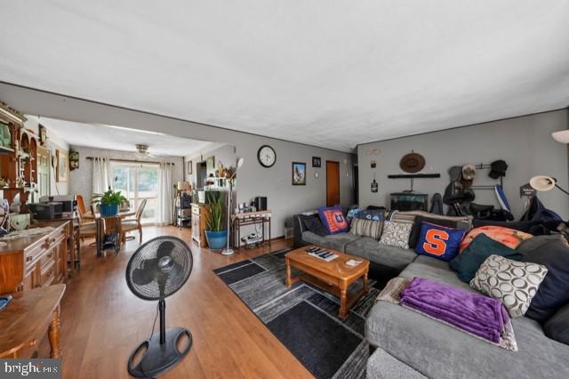 Residential in PENNS GROVE 4