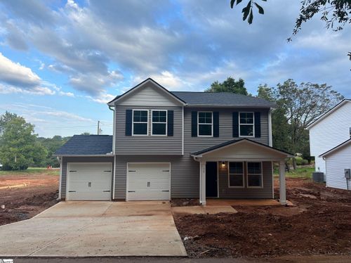 15 Southern St, Liberty, SC, 29657-1528 | Card Image