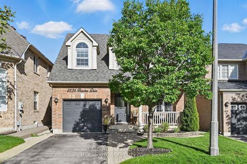 2536 Bracken Dr, Oakville, ON, L6M4R7 | Card Image