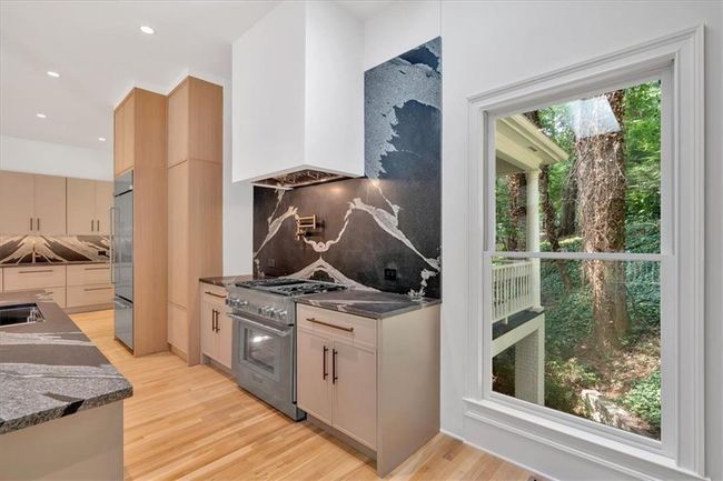 400 Old Ivy Rd Ne, House other with 6 bedrooms, 6 bathrooms and 3 parking in Atlanta GA | Image 28
