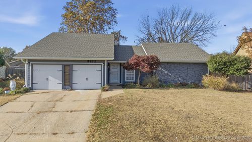 8417 E 64th Pl, Tulsa, OK, 74133-7606 | Card Image