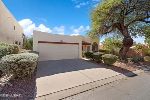 799 W Clear Creek Way, Oro Valley, AZ, 85737 | Card Image
