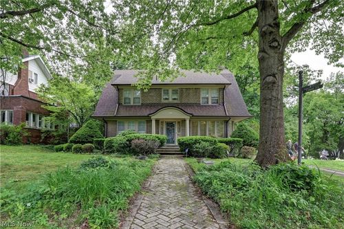 226 Storer Ave, Akron, OH, 44302-1119 | Card Image