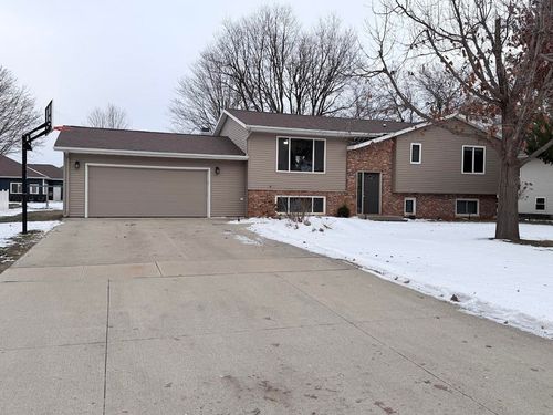 1416 18th Ave W, Spencer, IA, 51301-2731 | Card Image