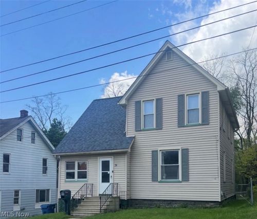 26 Hyde Ave, Niles, OH, 44446-1604 | Card Image