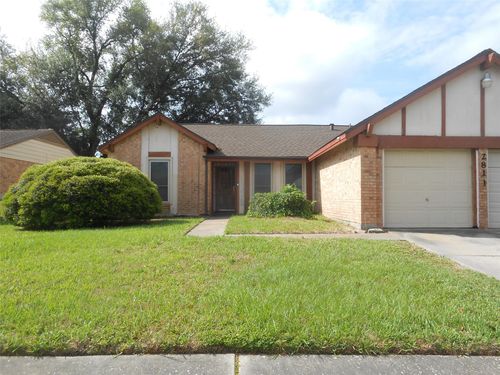 2811 Ashington Dr, Houston, TX, 77067-3705 | Card Image