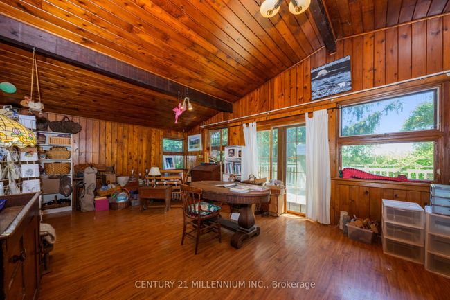 836100 4 Th Line E, House other with 3 bedrooms, 2 bathrooms and 20 parking in Mulmur ON | Image 17