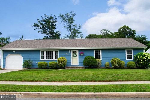 618 Leanora St, Brick, NJ, 08723-6422 | Card Image