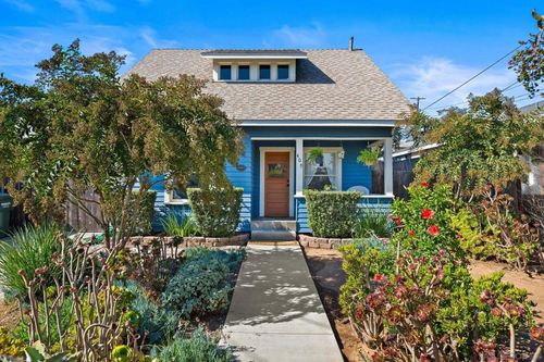 409 S Tulip St, Escondido, CA, 92025-3932 | Card Image