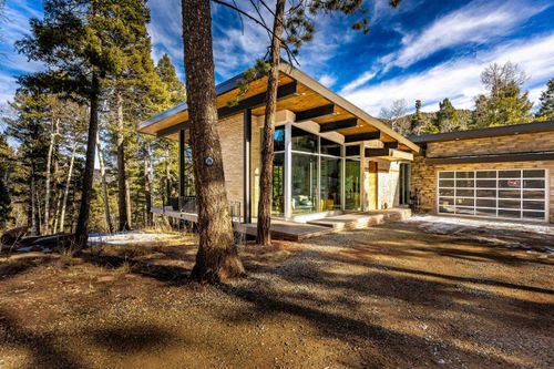 332 Back Basin Rd, Angel Fire, NM, 87710 | Card Image