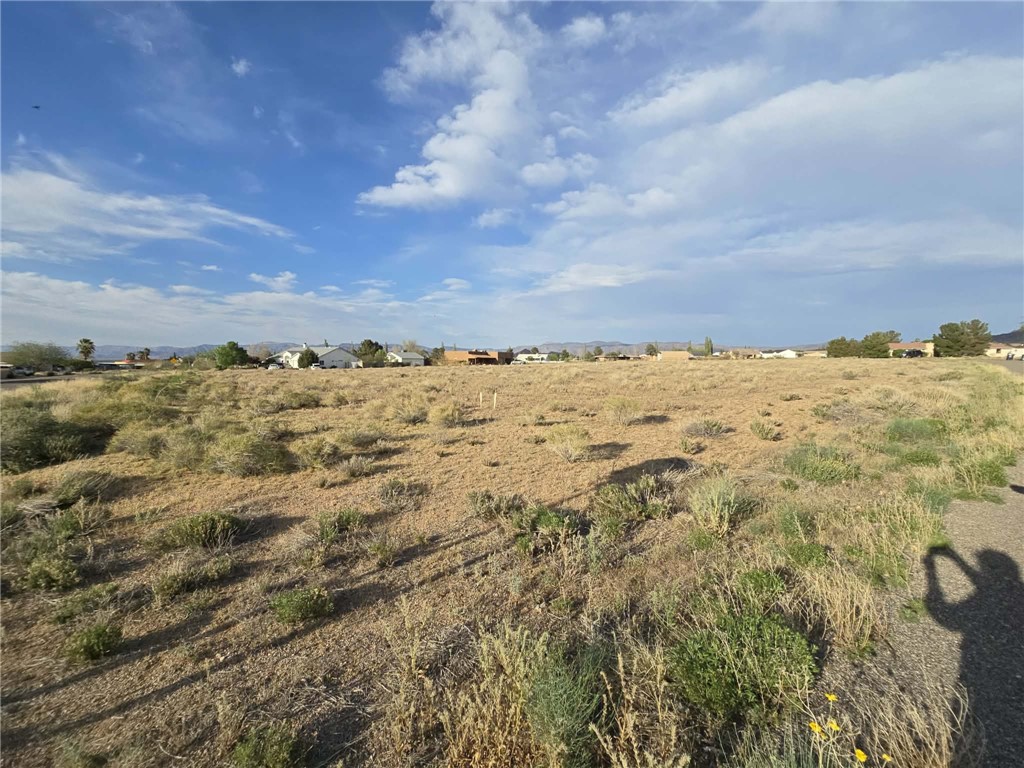 Land in Kingman