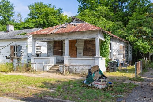 909 Minter Ave, Selma, AL, 36701-5247 | Card Image