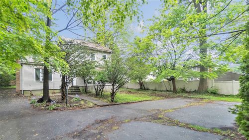 117 Glenwood Rd, Glenwood Landing, NY, 11547-3005 | Card Image