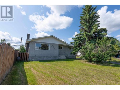 2795 Fairview Cres, Prince George, BC, V2N1G7 | Card Image